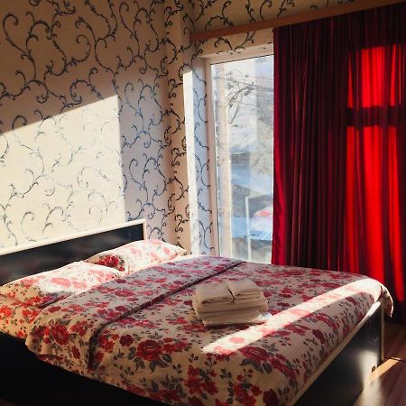 Visit Hotel Tbilisi Exterior photo