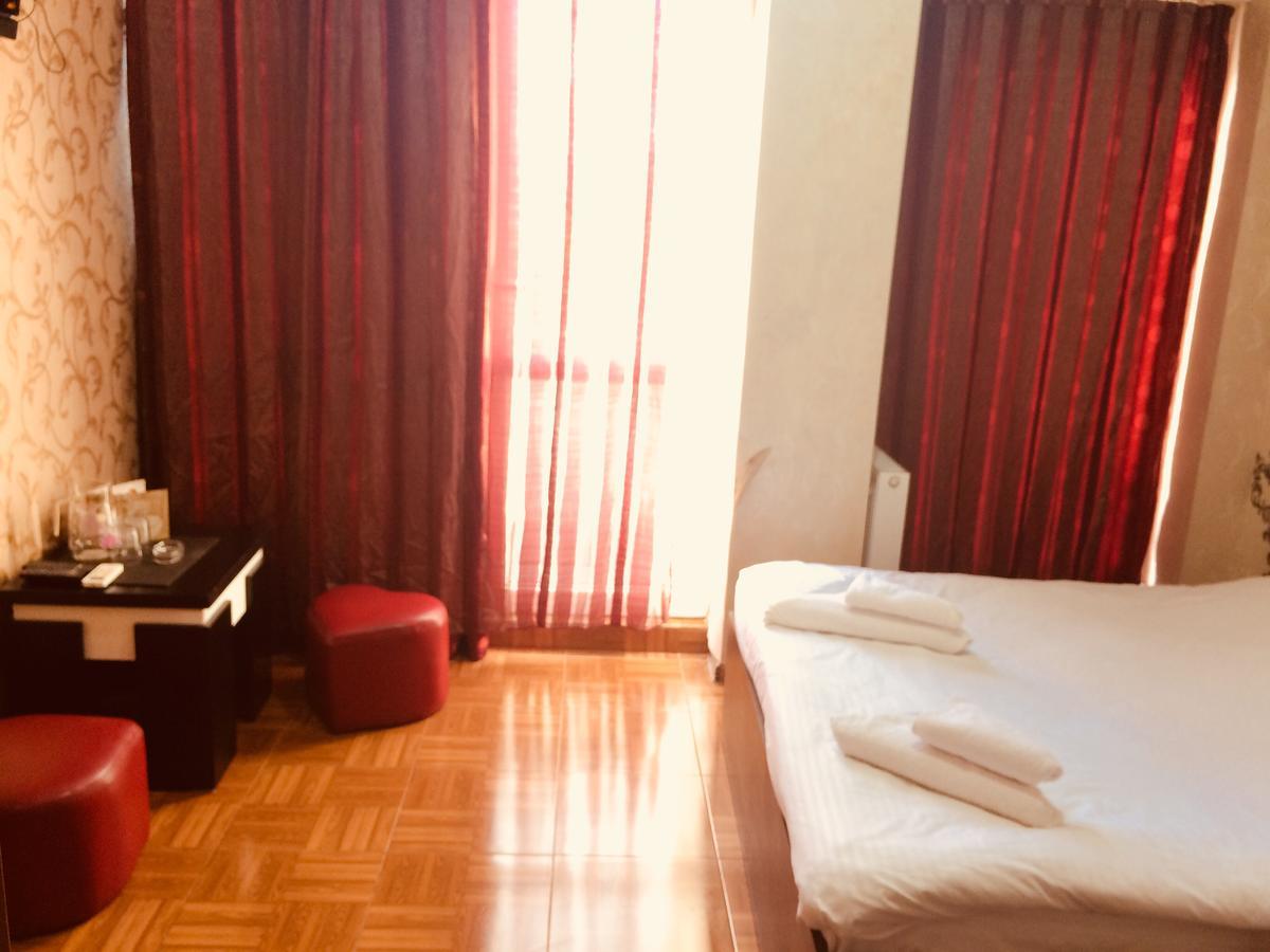 Visit Hotel Tbilisi Exterior photo