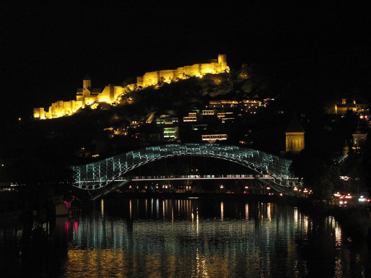Visit Hotel Tbilisi Exterior photo