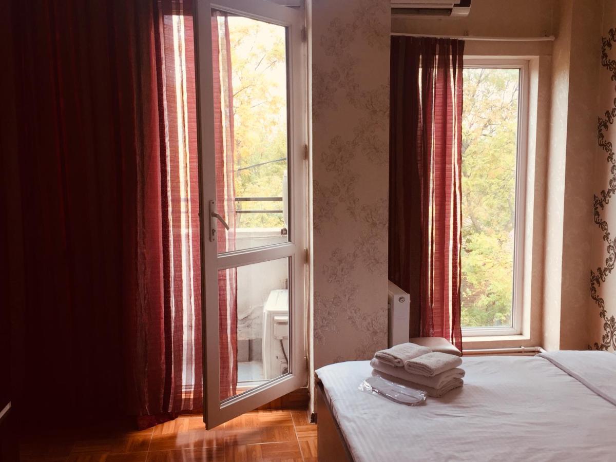 Visit Hotel Tbilisi Exterior photo