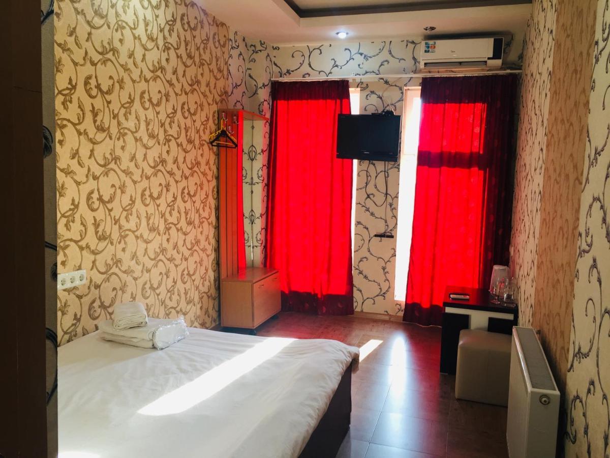 Visit Hotel Tbilisi Exterior photo